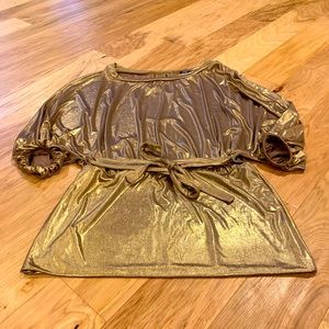Bisou Bisou Gold Foil Belted Top with Cut out back Size Large NWT